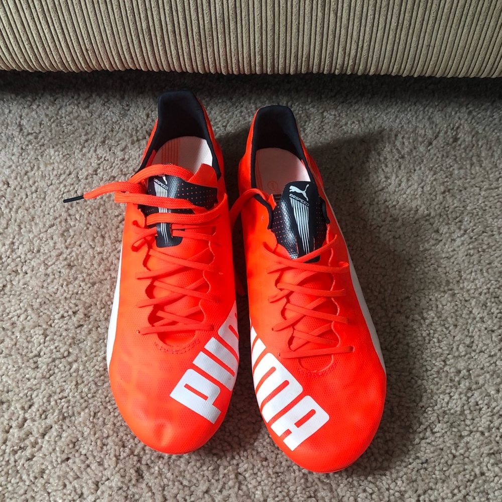 Puma evospeed soccer cleats